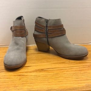 White Mt. Ankle Boots